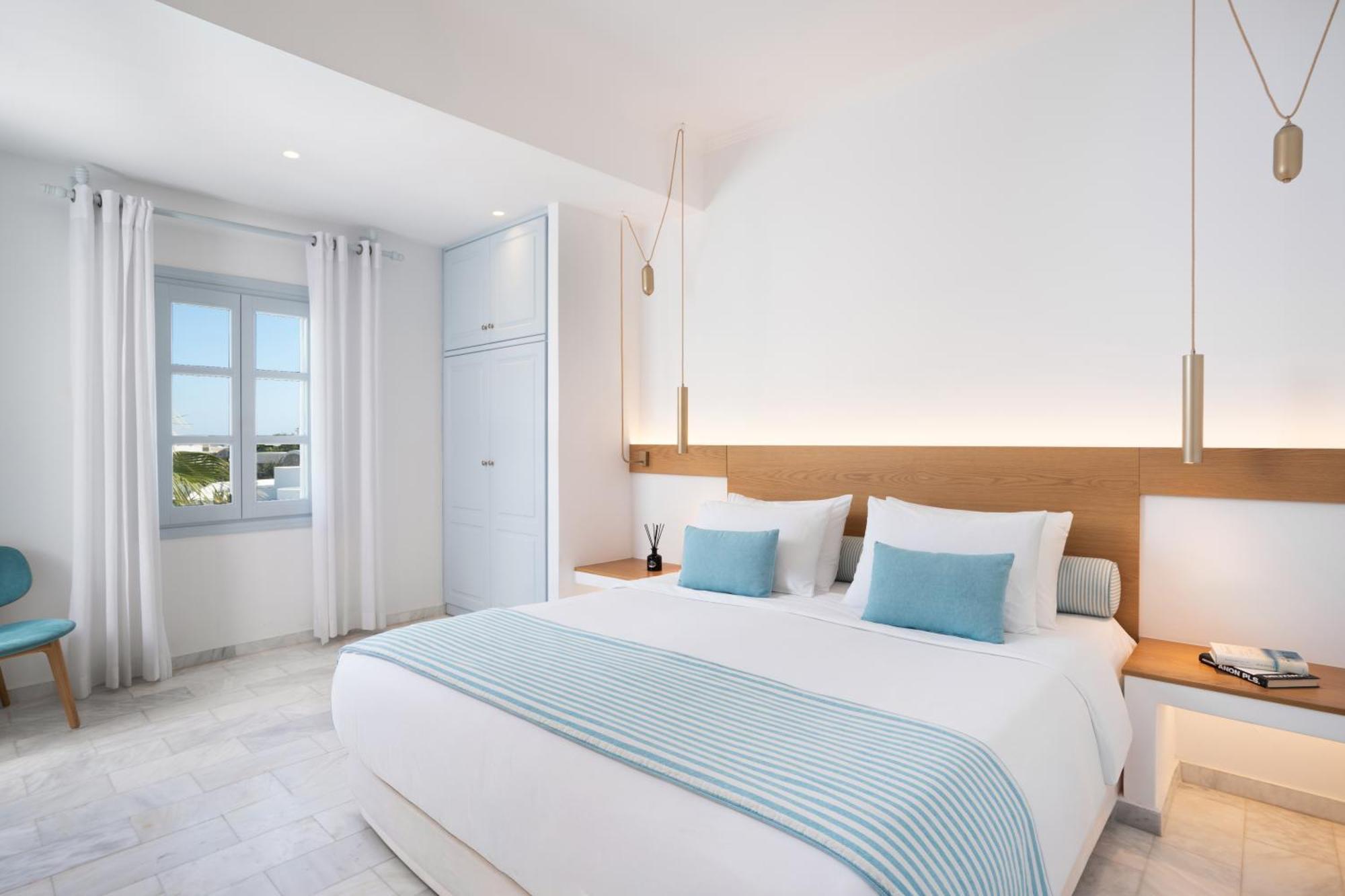 Santorini Kastelli 5* Kamári