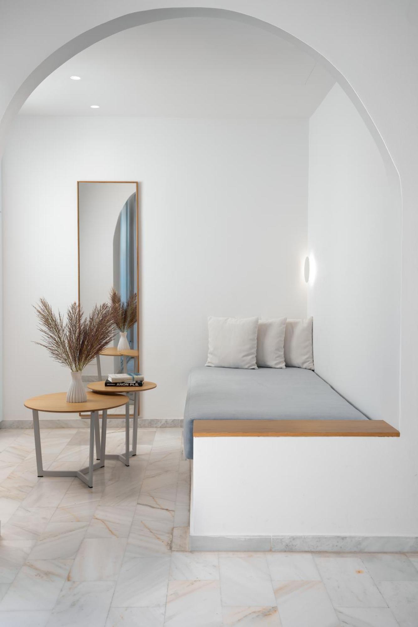 Santorini Kastelli Hotel 5*